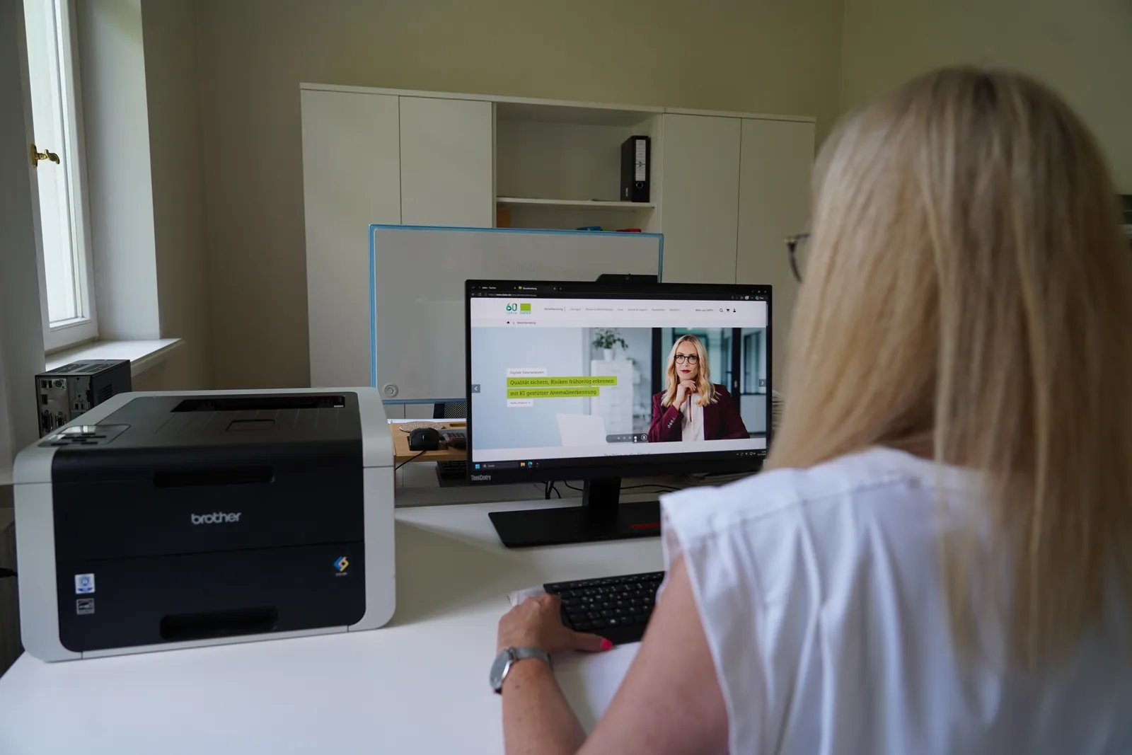 Digitale Buchhaltung am Laptop in der Kanzlei Bogenschütz